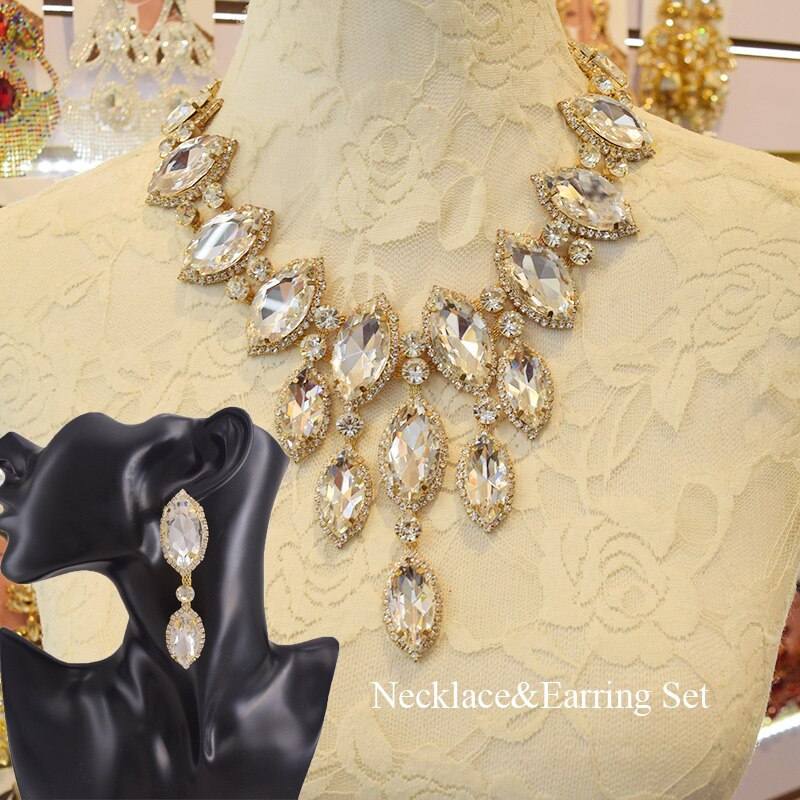 Gold Pendant Rhinestone Necklace