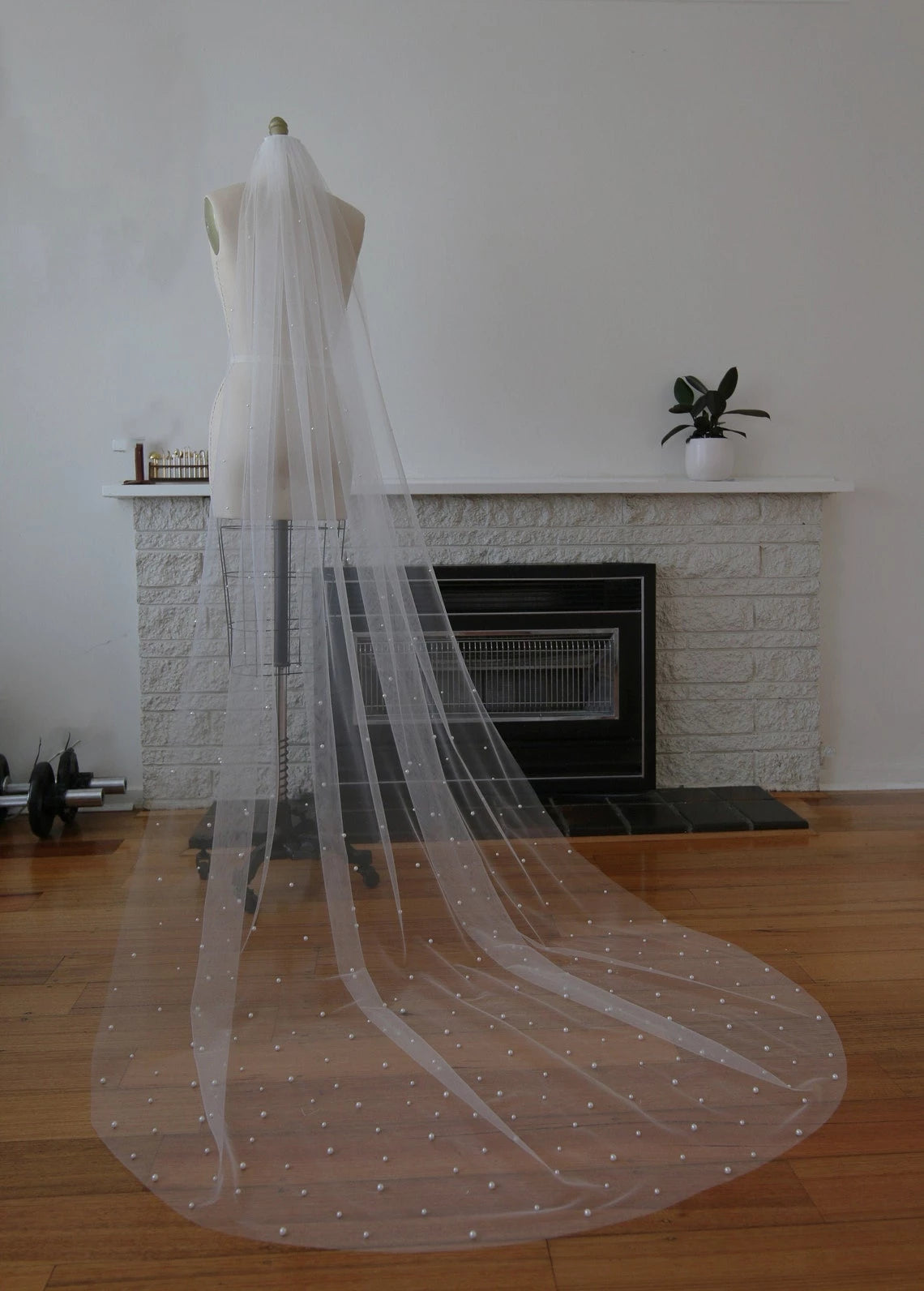 Luxury Bridal Tulle Bridal Veil Pearl