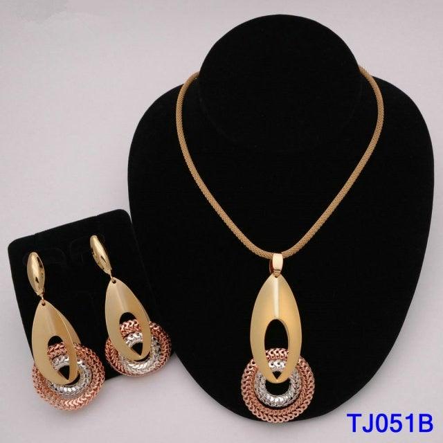 Nigerian wedding jewelry- VeilsGalore