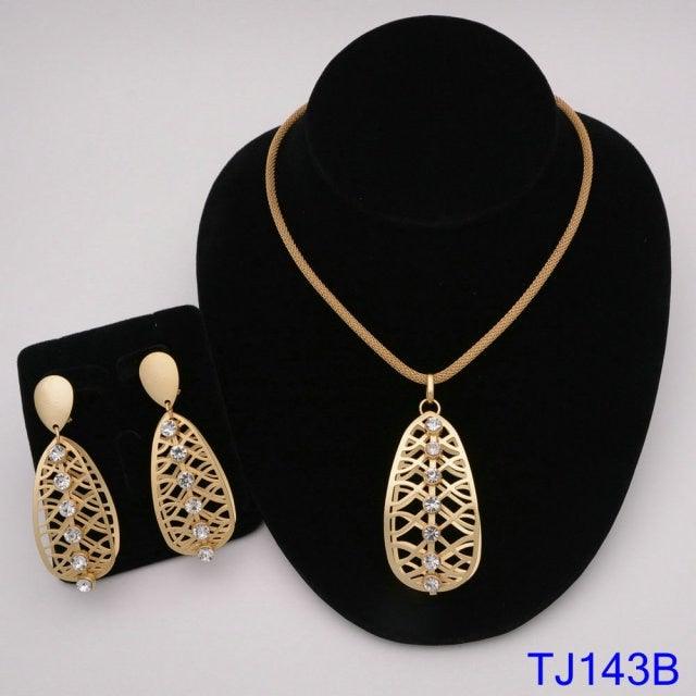 Nigerian wedding jewelry- VeilsGalore