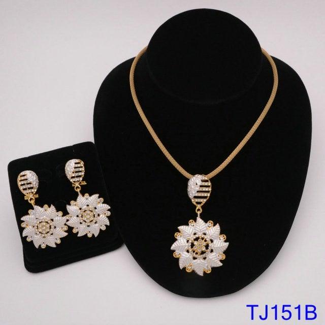 Nigerian wedding jewelry - VeilsGalore