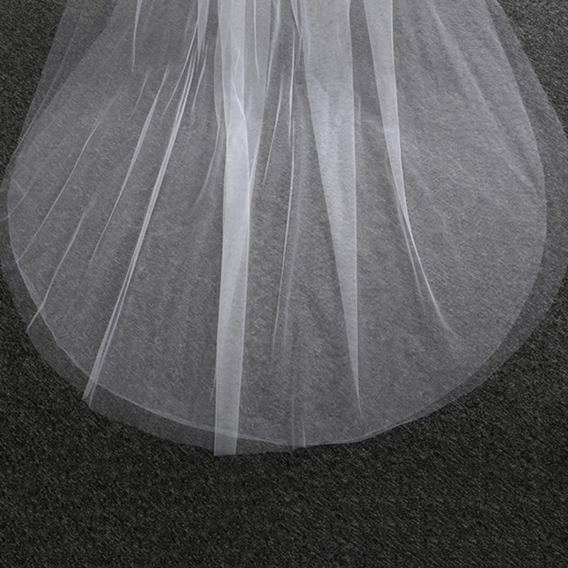 Elegant Long Tailed Tulle Veil