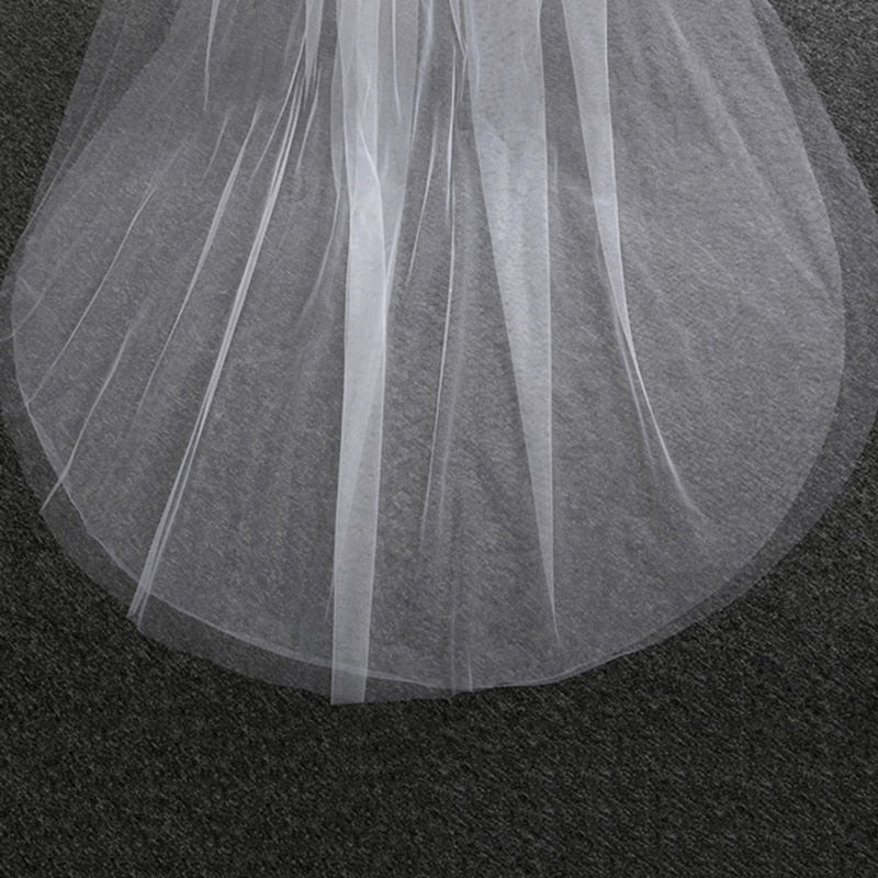 Elegant Long Tailed Tulle Veil