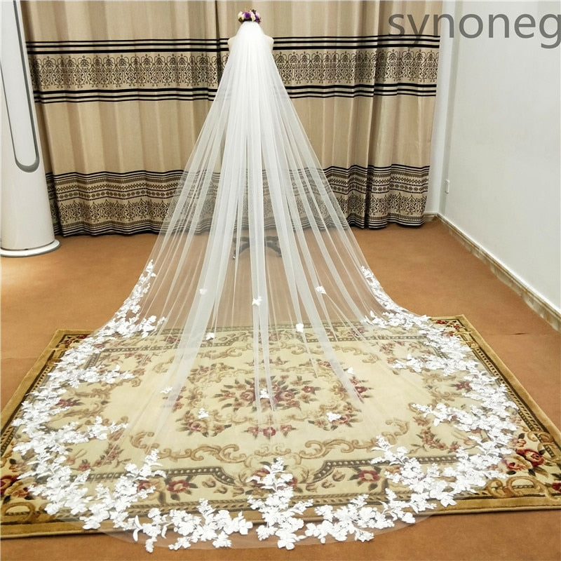 Appliqued Bridal Veil for Women - Elegant Wedding Veil